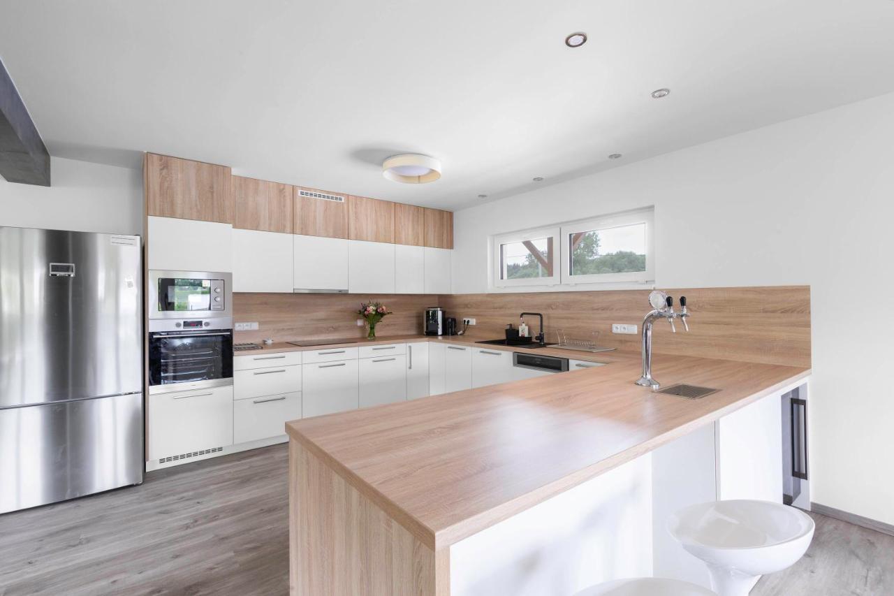 Holiday House Adam Prosecne Esterno foto