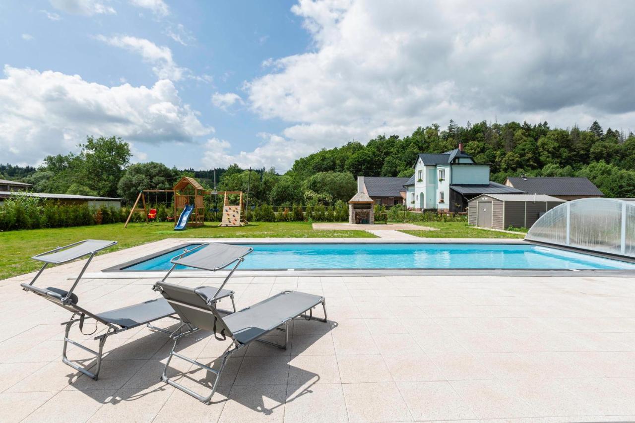 Holiday House Adam Prosecne Esterno foto